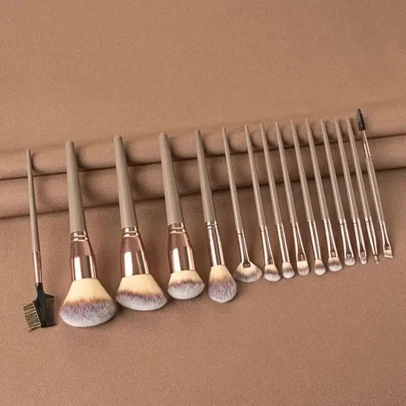 Soft Fluffy Makeup Brush Set – Professional Foundation, Powder & Eyeshadow Beauty Tools