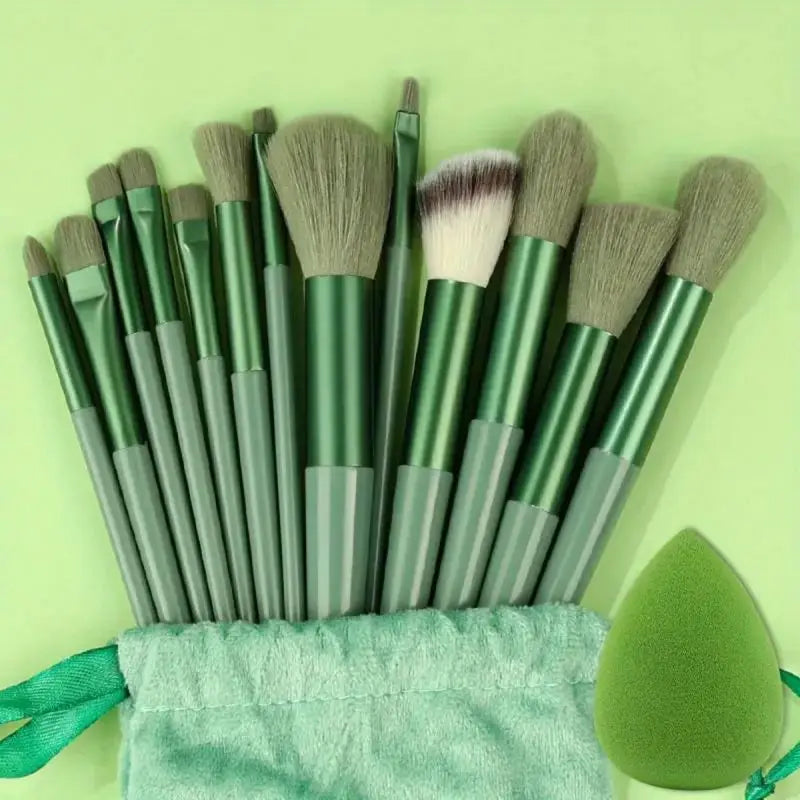 Soft Fluffy Makeup Brush Set – Professional Foundation, Powder & Eyeshadow Beauty Tools